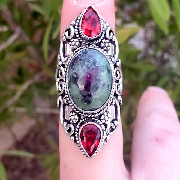 New Huge Ruby Zoisite and Garnet 925 Silver Statement Ring. - Picture 15 of 16